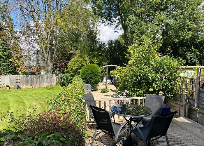 Midsomer Cottage - Spacious, Light And Comfortable Victorian Cottage With Garden In Great Location - Great Base To Explore The City